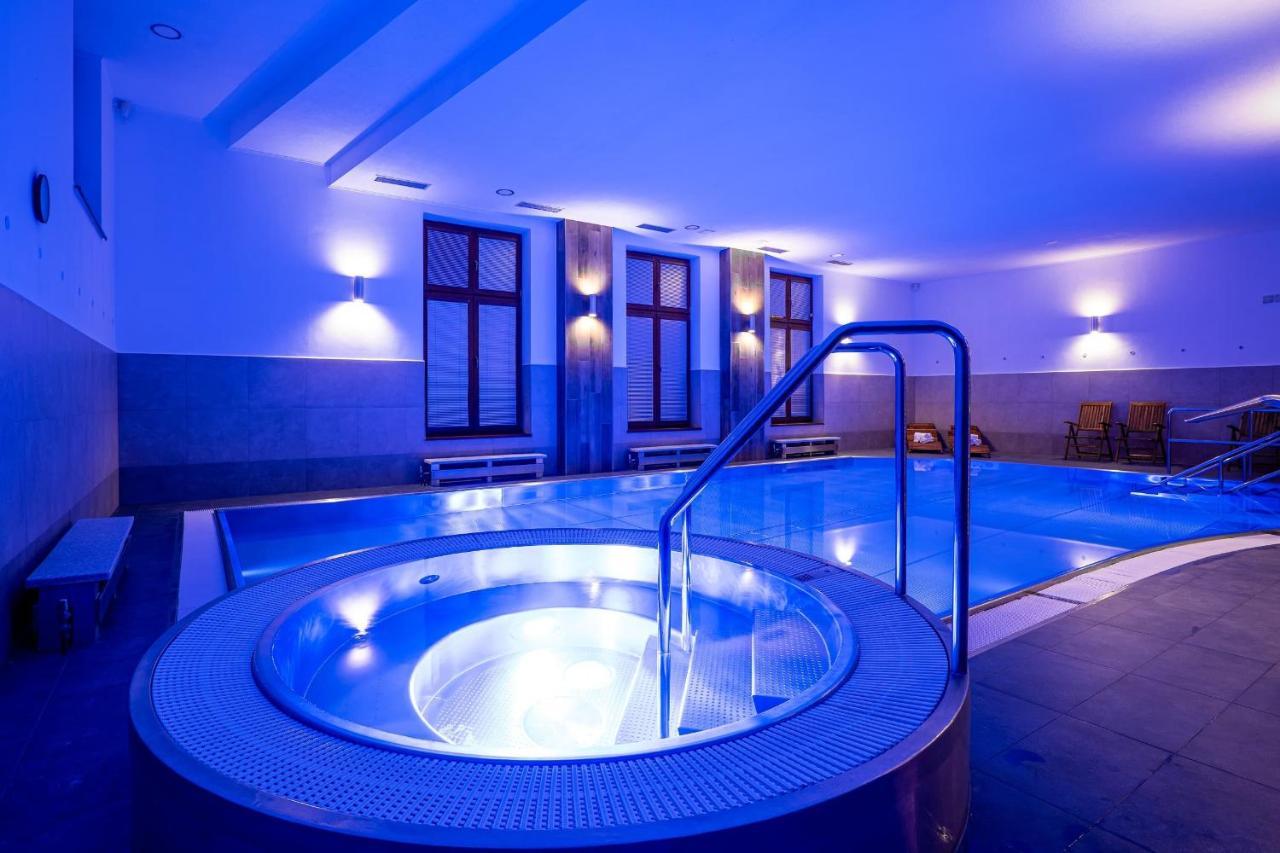 Wellness Hotel Pod Kycmolem Horni Lomna Exterior photo